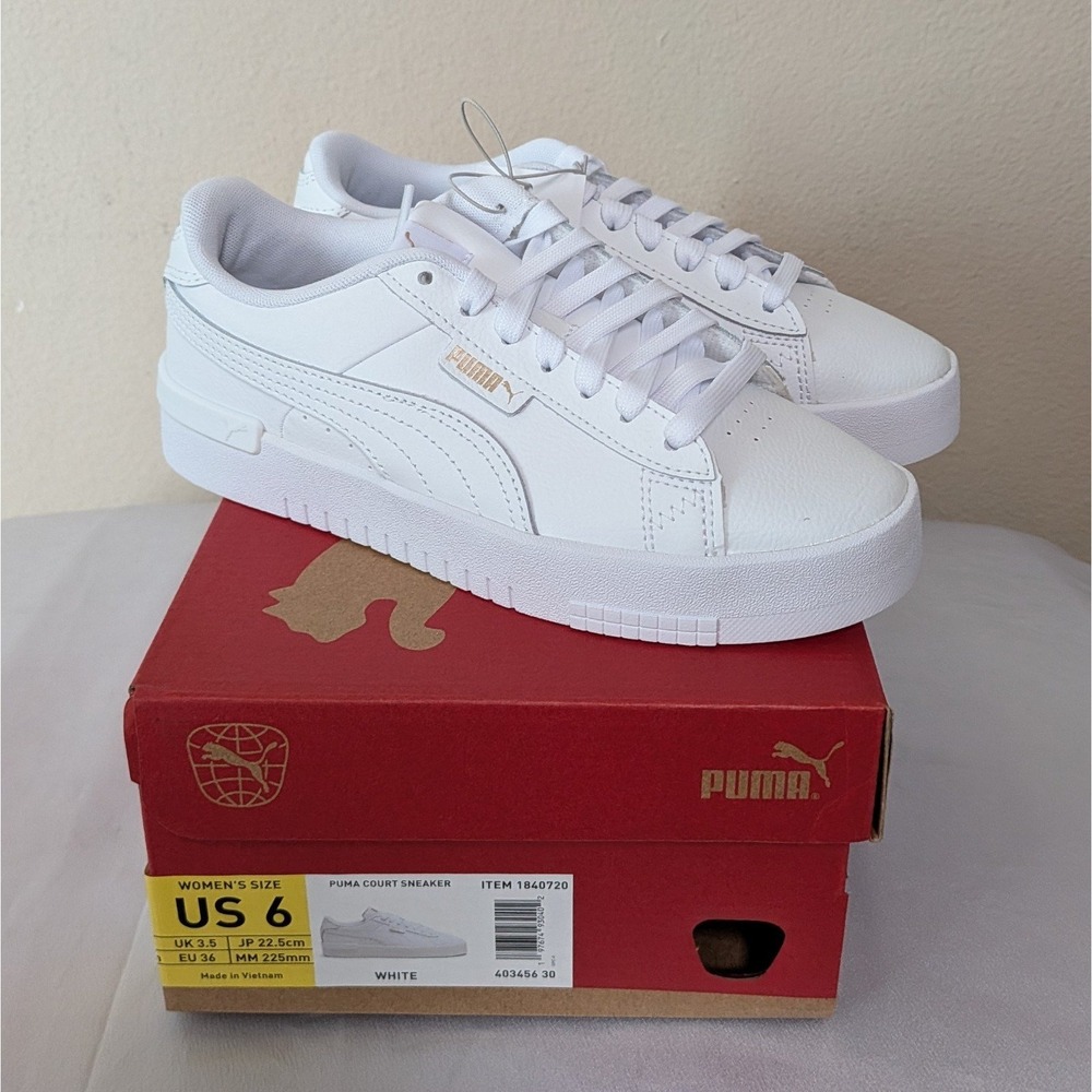 New Puma Women's Court Sneaker Shoes White Size 6
